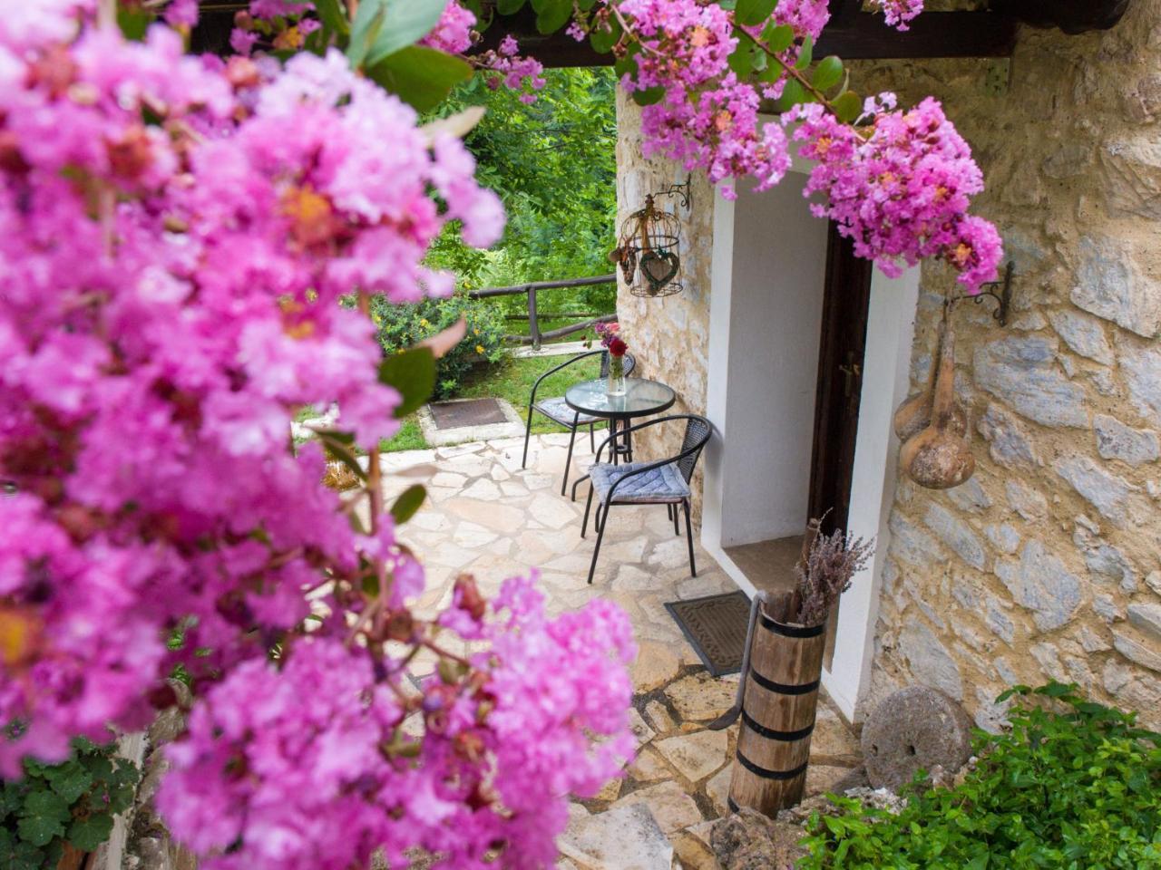 To Archontiko Guesthouse Villa Stavroúpolis Exteriér fotografie